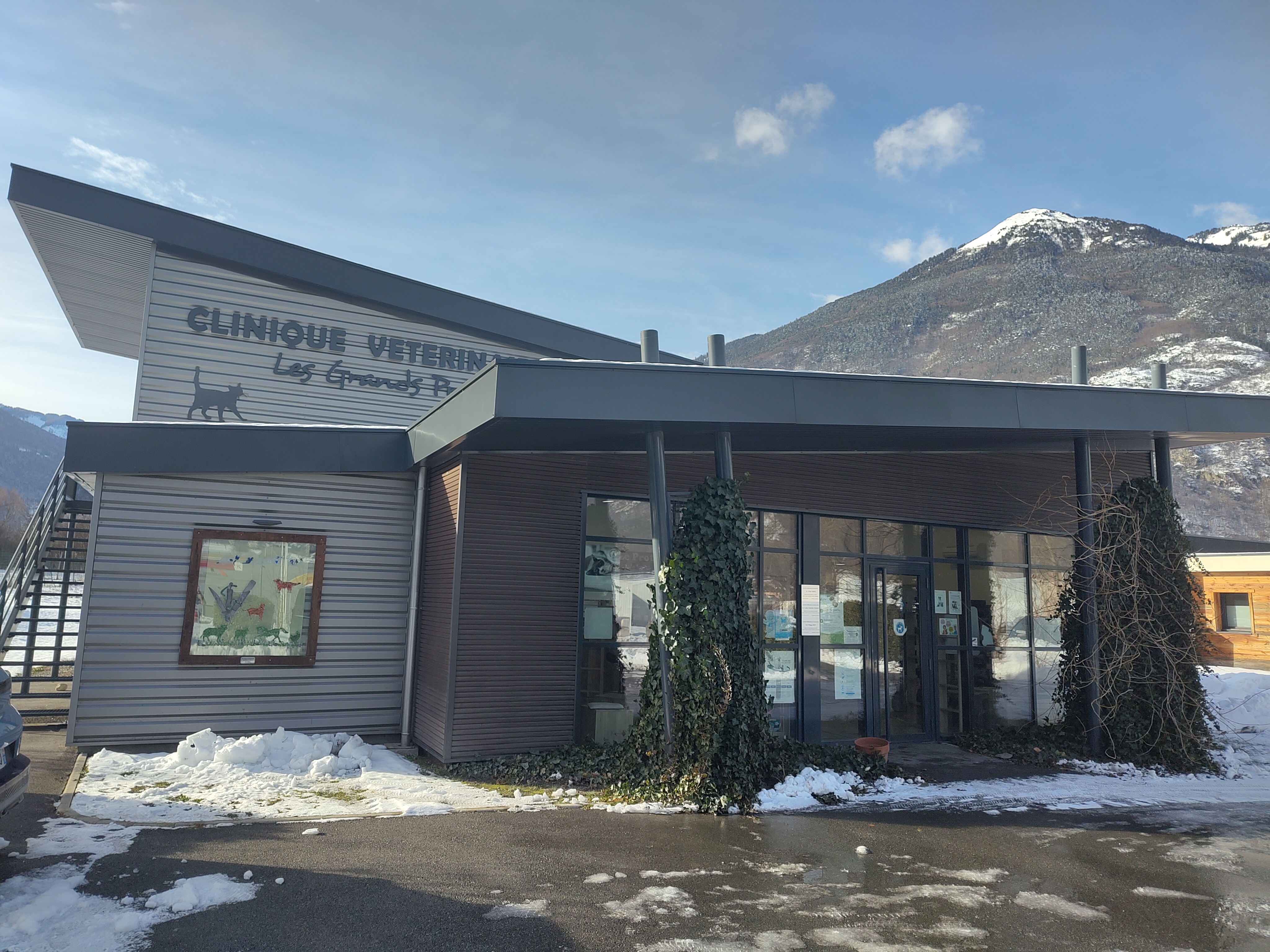 Photo de CLINIQUE VETERINAIRE LES GRANDS PRES